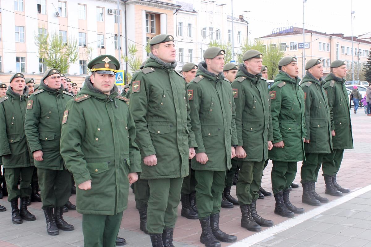 Торжественные проводы призывников в ряды ВС РФ.